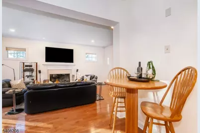 3 Christopher Ct, Montclair, NJ 07042 - Photo 10