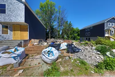 73 Montgomery Ave, Irvington, NJ 07111 - Photo 28