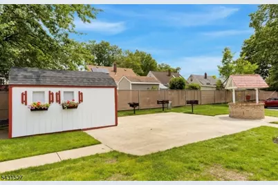 725 Joralemon St #70, Belleville, NJ 07109 - Photo 18