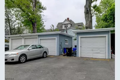 147 4th Ave, East Orange, NJ 07017 - Photo 22