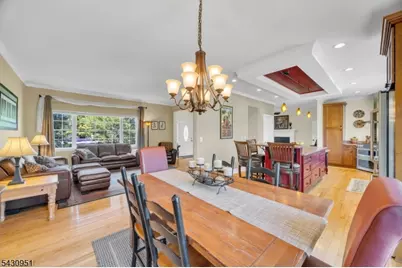 16 Hughey Ln, Hillsborough Township, NJ 08844 - Photo 4