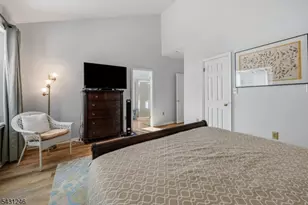 11 Strawberry Hill Rd, Branchburg Township, NJ 08876 - Photo 14