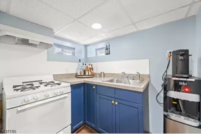 28 Mountain Ave, Bloomfield, NJ 07003 - Photo 26