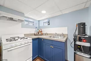 28 Mountain Ave, Bloomfield, NJ 07003 - Photo 26