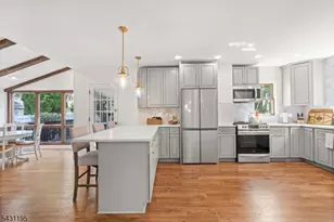 28 Mountain Ave, Bloomfield, NJ 07003 - Photo 10