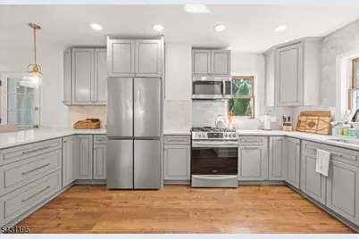 28 Mountain Ave, Bloomfield, NJ 07003 - Photo 8