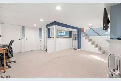 28 Mountain Ave, Bloomfield, NJ 07003 - Photo 22