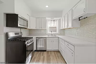 242 Myrtle Ave, Westfield, NJ 07090 - Photo 8