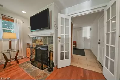 5 Davis Ave, Franklin Township, NJ 08873 - Photo 6