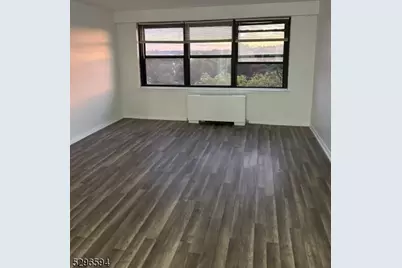 285 Aycrigg Ave #10i, Passaic, NJ 07055 - Photo 14