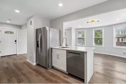 49 Blaine St, Millburn, NJ 07041 - Photo 14