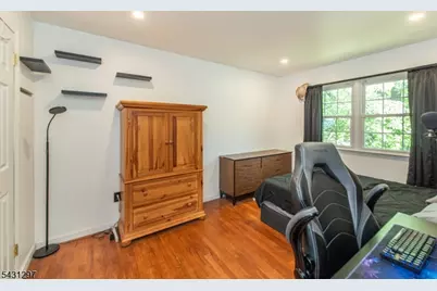 8 Maple Ave, East Hanover Township, NJ 07936 - Photo 22