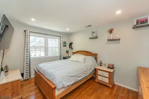 8 Maple Ave, East Hanover Township, NJ 07936 - Photo 18