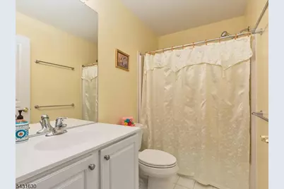 515 Crossfields Ln, Franklin Township, NJ 08873 - Photo 32