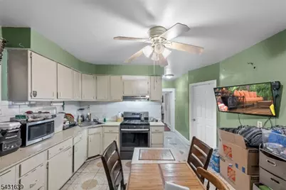 215 - 217 E 16th St #3, Paterson, NJ 07524 - Photo 28