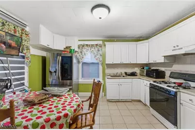 215 - 217 E 16th St #3, Paterson, NJ 07524 - Photo 16