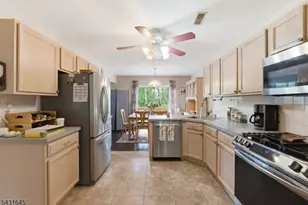 16 Pale Star Ct, Hardyston Township, NJ 07419 - Photo 16