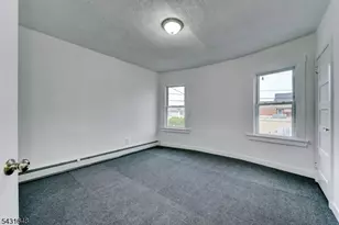 40 Grove St, Elmwood Park, NJ 07407 - Photo 36