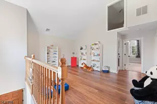 25 Carsdale Ct, Montgomery Township, NJ 08502 - Photo 16