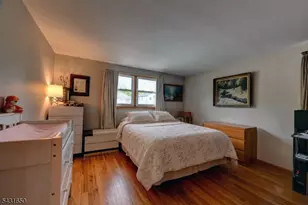 156 Little Falls Rd, Cedar Grove, NJ 07009 - Photo 10
