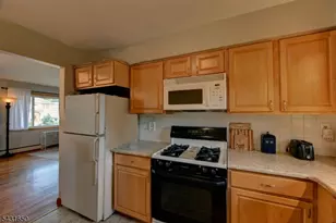 156 Little Falls Rd, Cedar Grove, NJ 07009 - Photo 8