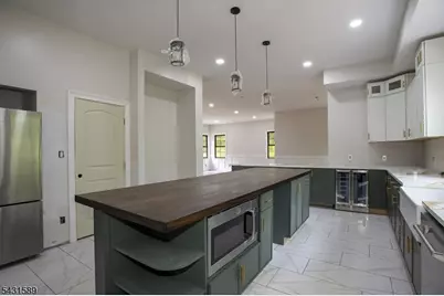 49 Northwood Rd, Hopatcong, NJ 07821 - Photo 8