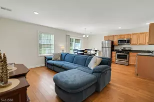 19 Gregg Ct, Newton, NJ 07860 - Photo 4