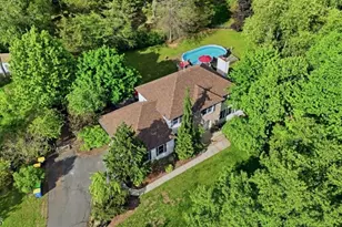 1116 Van Arsdale Dr, Branchburg Township, NJ 08853 - Photo 2