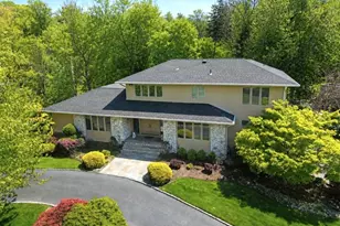 47 Cayuga Way, Millburn, NJ 07078 - Photo 1