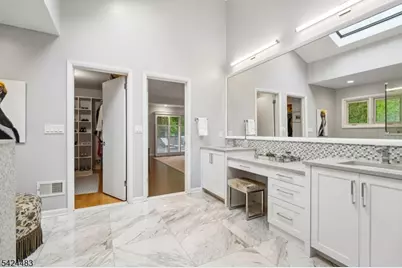 47 Cayuga Way, Millburn, NJ 07078 - Photo 20