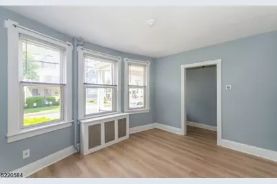 91 Walnut St, Bloomfield, NJ 07003 - Photo 4