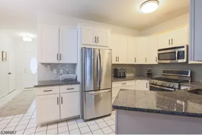 8409 Brittany Dr, Wayne Twp., NJ 07470 - Photo 12