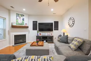 8409 Brittany Dr, Wayne Twp., NJ 07470 - Photo 16