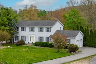 20 Willow Grove Ct, Ogdensburg, NJ 07439 - Photo 1