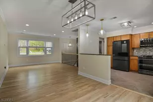 46 Fordham Trail, Hopatcong, NJ 07843 - Photo 4