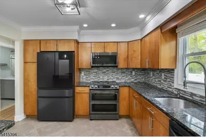 46 Fordham Trl, Hopatcong, NJ 07843 - Photo 2