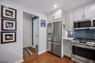 9C Sentinel Ct, Chatham Township, NJ 07928 - Photo 12