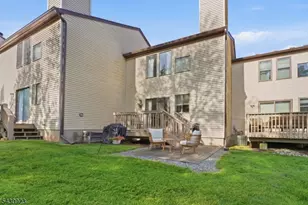 10 Cedar Ct, Raritan Township, NJ 08822 - Photo 16
