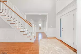 1 Lourdes court, Andover Township, NJ 07860 - Photo 4