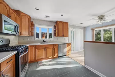 111 Deerfield Rd, Wayne, NJ 07470 - Photo 6