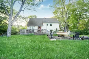 111 Deerfield Rd, Wayne, NJ 07470 - Photo 20