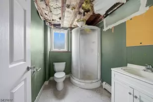 111 Deerfield Rd, Wayne, NJ 07470 - Photo 16