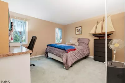 241 Hillside Avenue, Roxbury Township, NJ 07836 - Photo 22
