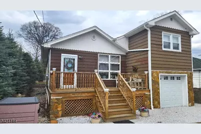 106 Maxim Dr, Hopatcong, NJ 07843 - Photo 1