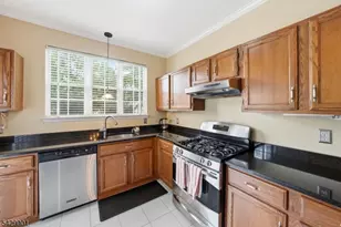 7 Witherspoon Ct, Morris Township, NJ 07960 - Photo 8