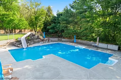 34 White Meadow Rd, Hillsborough Township, NJ 08844 - Photo 38