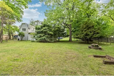 159 Park St, Montclair Twp., NJ 07042 - Photo 36