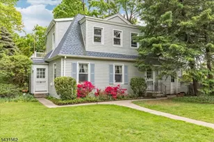 159 Park St, Montclair Twp., NJ 07042 - Photo 22