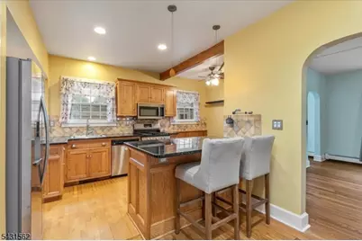 159 Park St, Montclair Twp., NJ 07042 - Photo 12