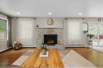 40 Tamarack Rd, White Township, NJ 07823 - Photo 8